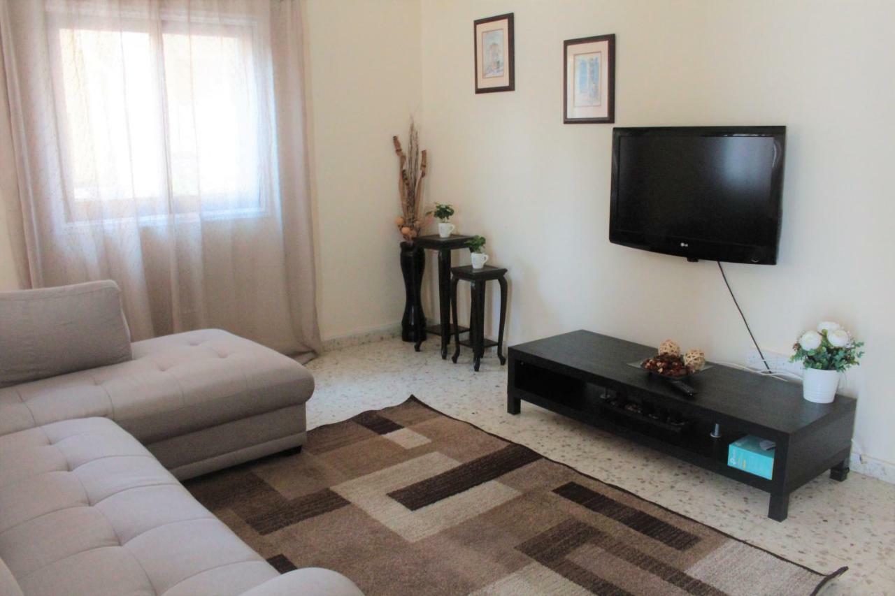 Salt Lake Town House Larnaca Exterior photo