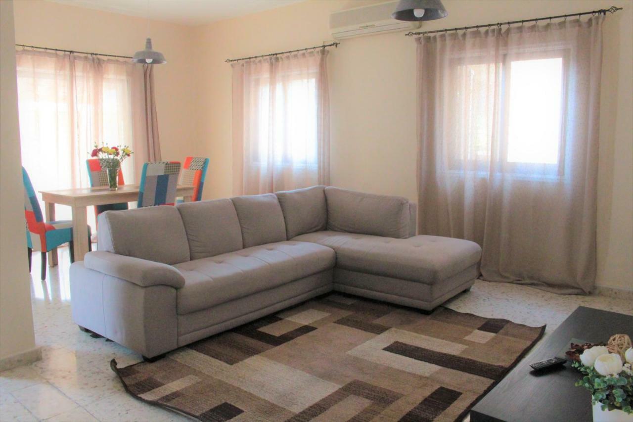 Salt Lake Town House Larnaca Exterior photo
