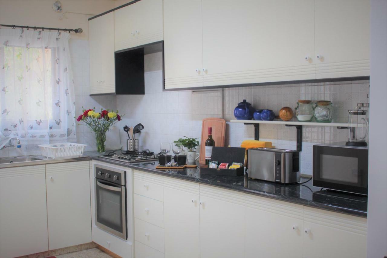 Salt Lake Town House Larnaca Exterior photo
